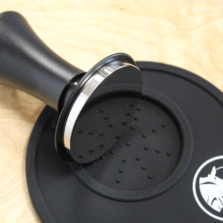 Rhino Coffee Gear - Self Levelling Tamper, Unterseite plan, schwarz 58 mm