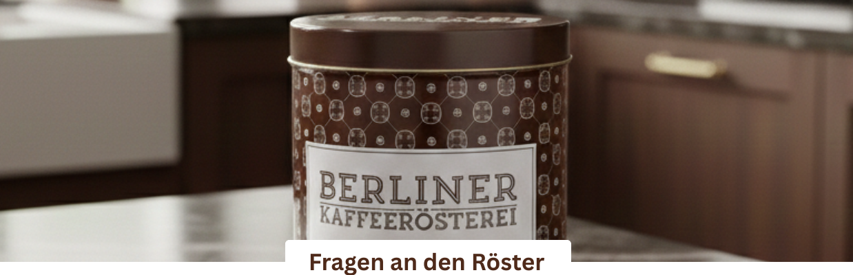 Kaffeedose von Berliner Kaffeerösterei auf Theke