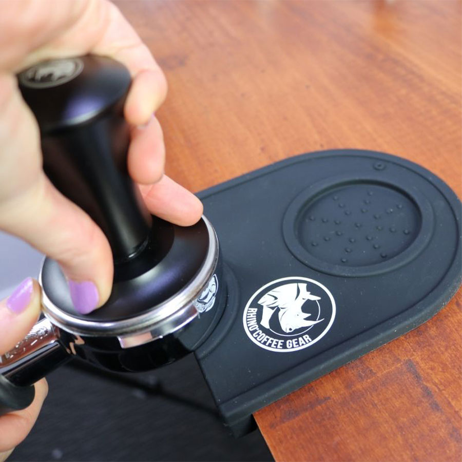 Rhino Coffee Gear - Self Levelling Tamper, Unterseite plan, schwarz 58 mm Rhino Coffee Gear - Self Levelling Tamper, Unterseite plan, schwarz 58 mm