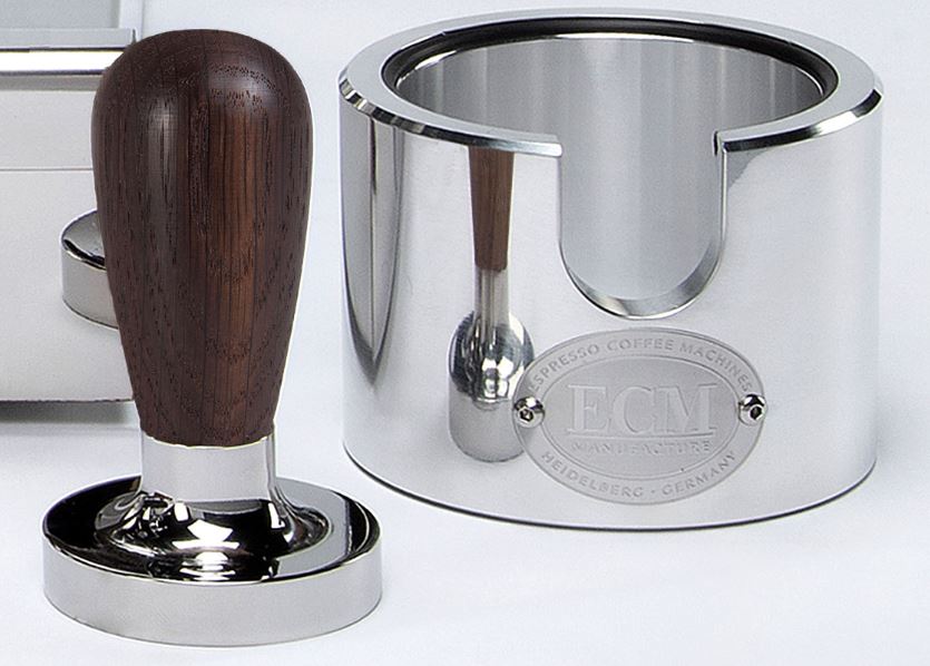 ECM - Tamper, plan, Edelstahl und Räuchereiche, 58,4 mm ECM - Tamper, plan, Edelstahl und Räuchereiche, 58,4 mm