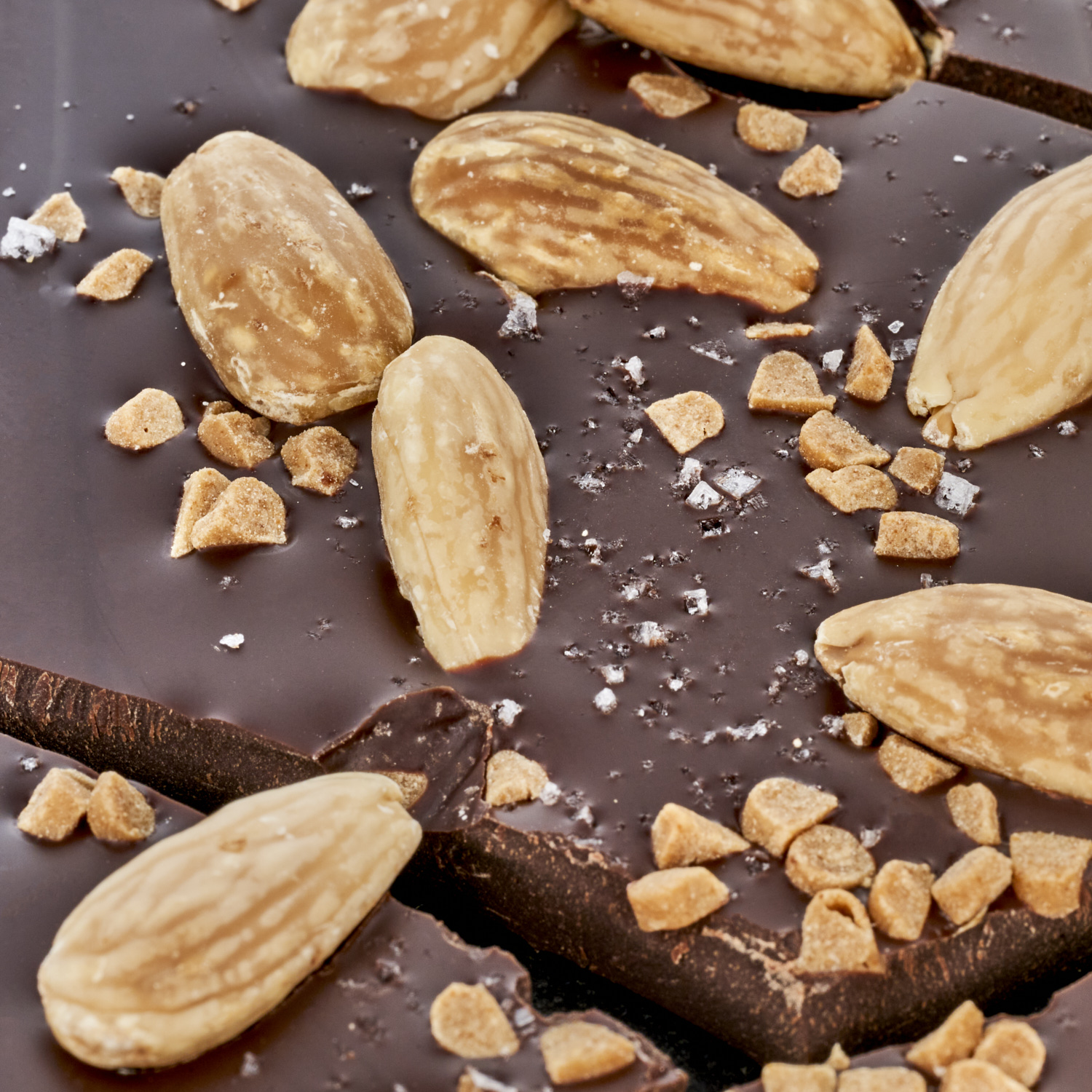 Tafel - Mandel Karamell Salzblüte - Zartbitter - Nr. 18 Tafel - Mandel Karamell Salzblüte - Zartbitter - Nr. 18