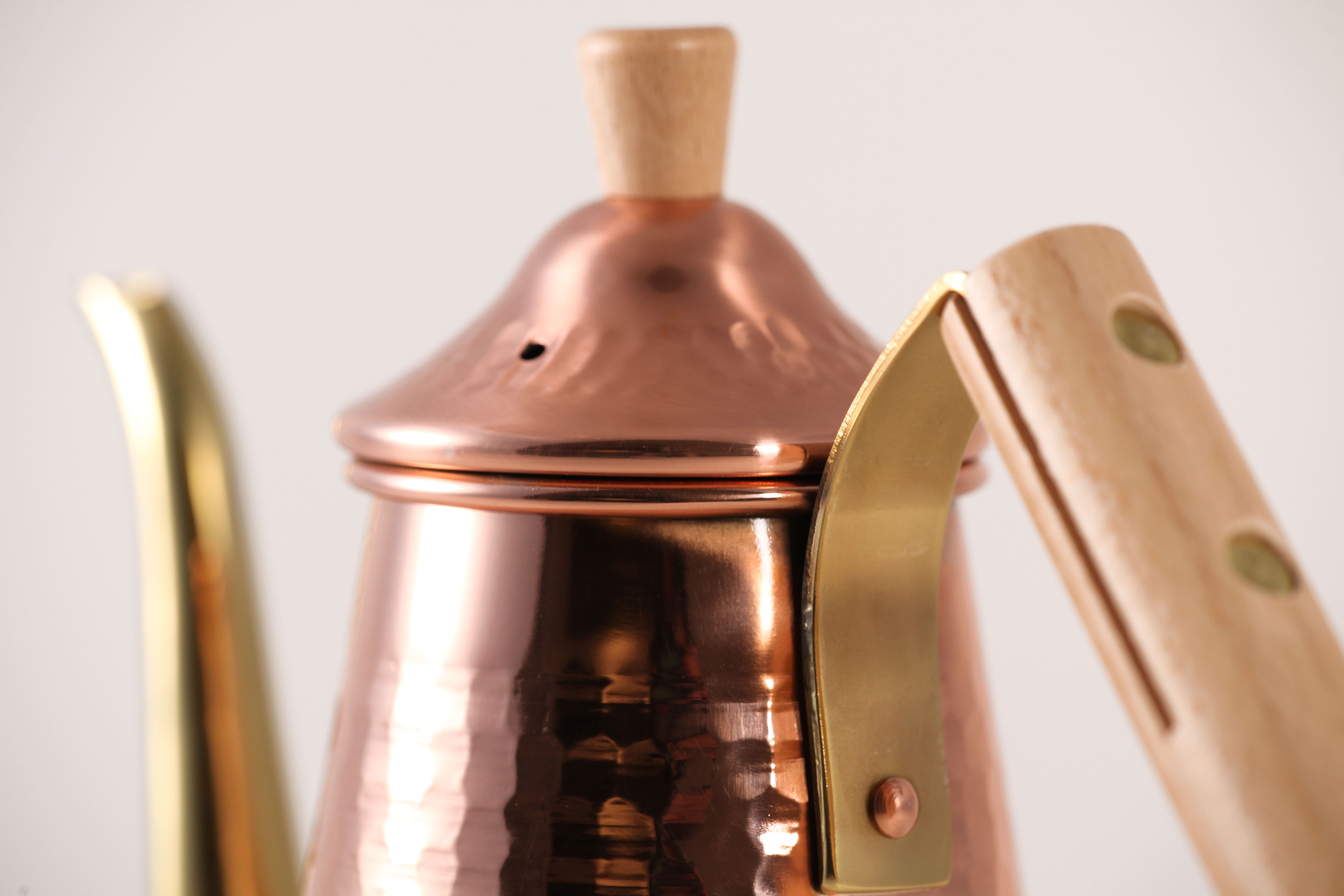 Kalita - TSUBAME Drip Pot aus Kupfer 700 ml Kalita - TSUBAME Drip Pot aus Kupfer 700 ml