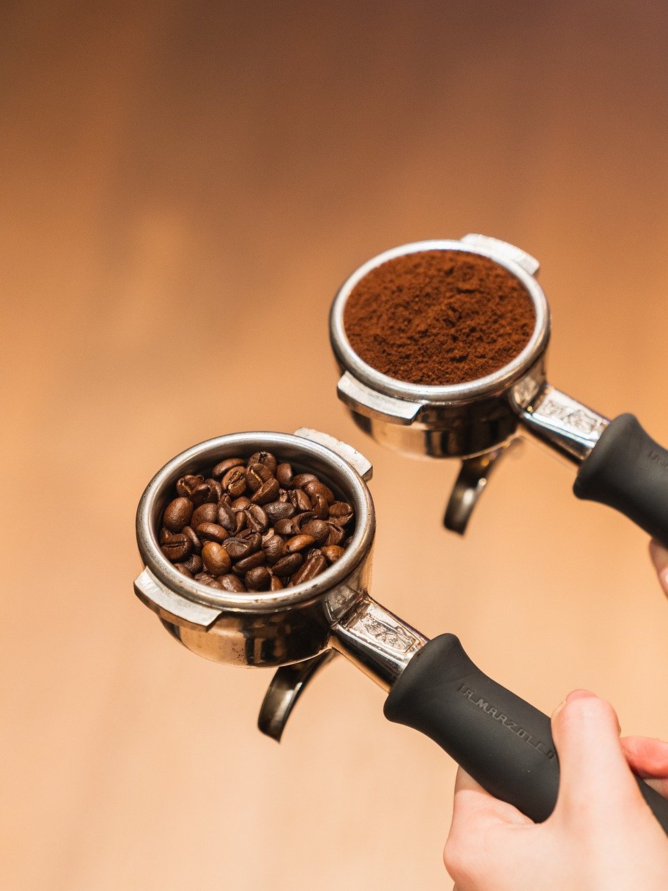 Kaffee in Siebträger gemahlen vs ganze Bohnen