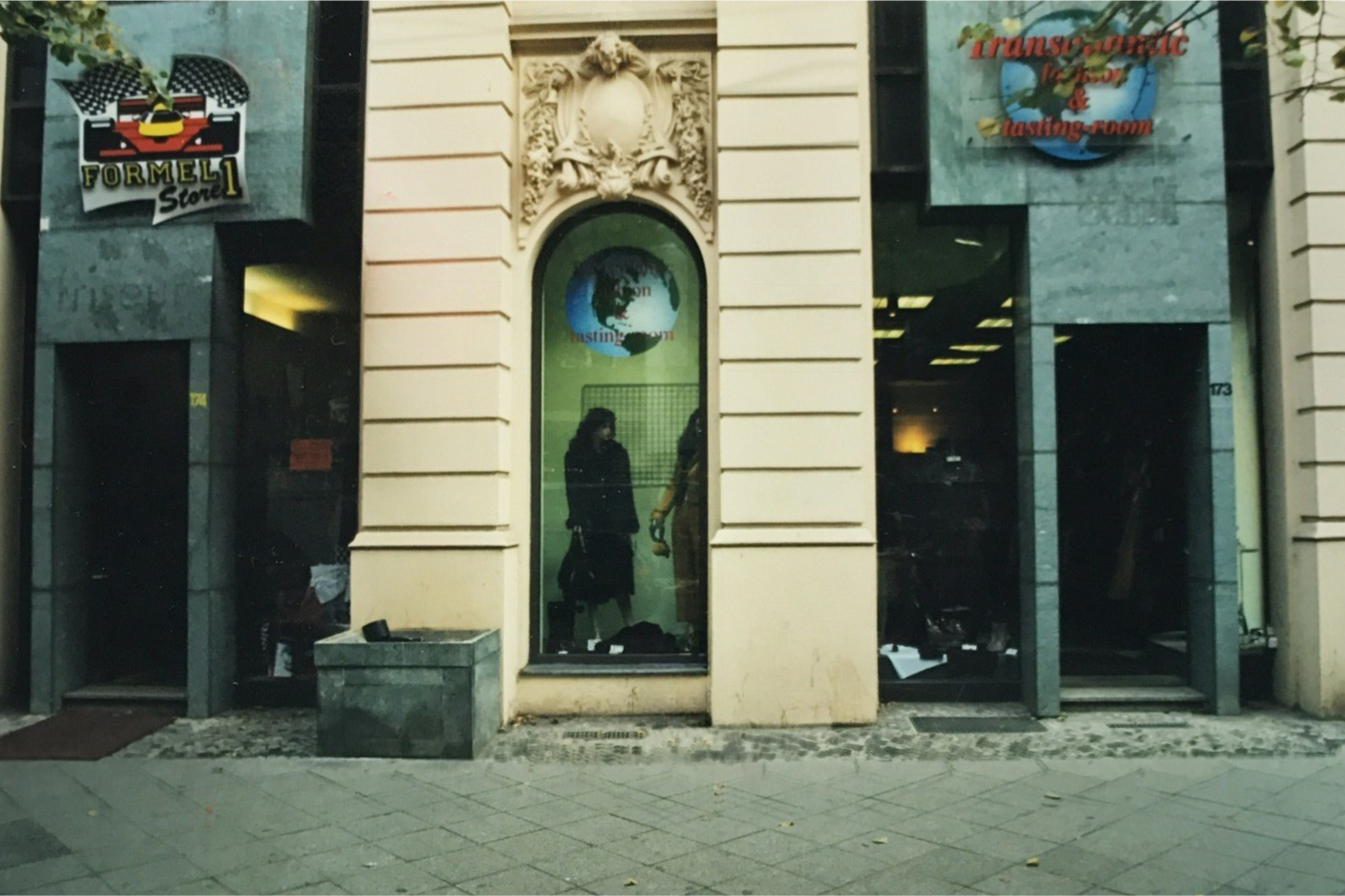2 2