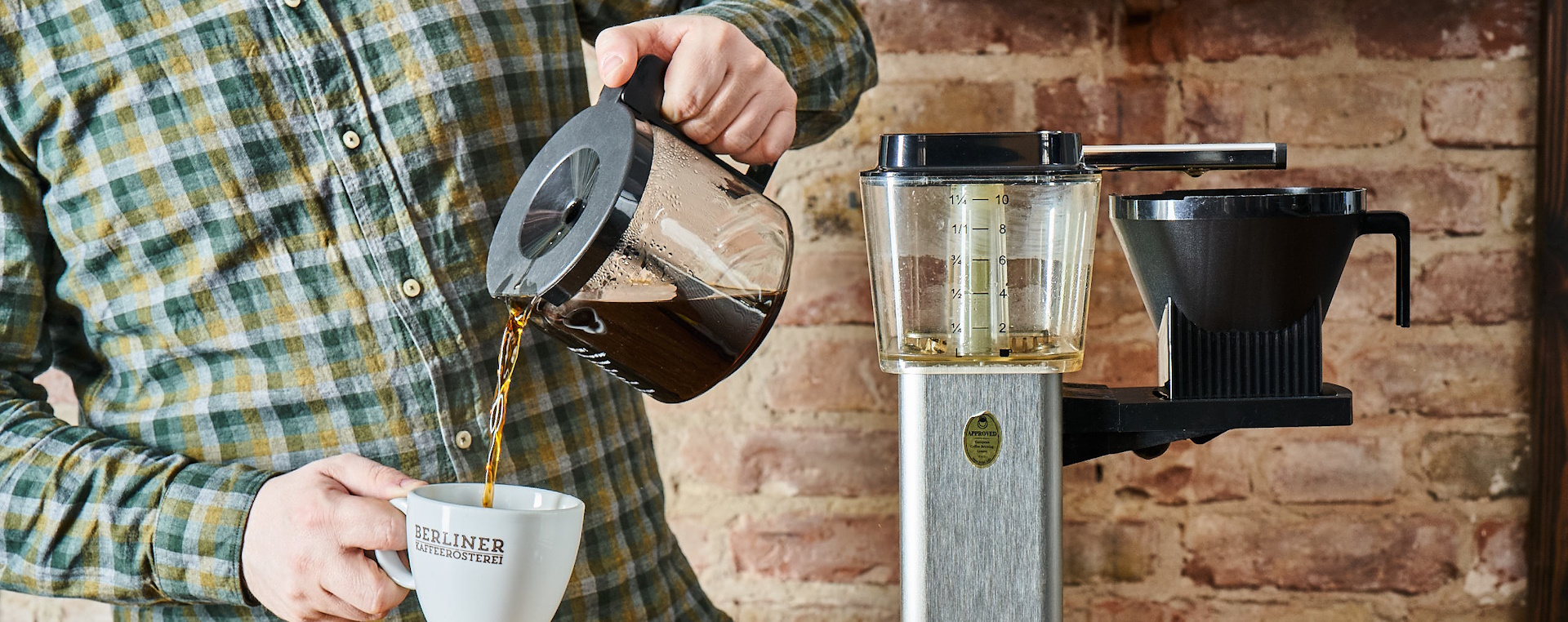 Kaffeemaschinen für Filterkaffee ansehen, aussuchen und online kaufen Berliner Kaffeerösterei - Hintergrund