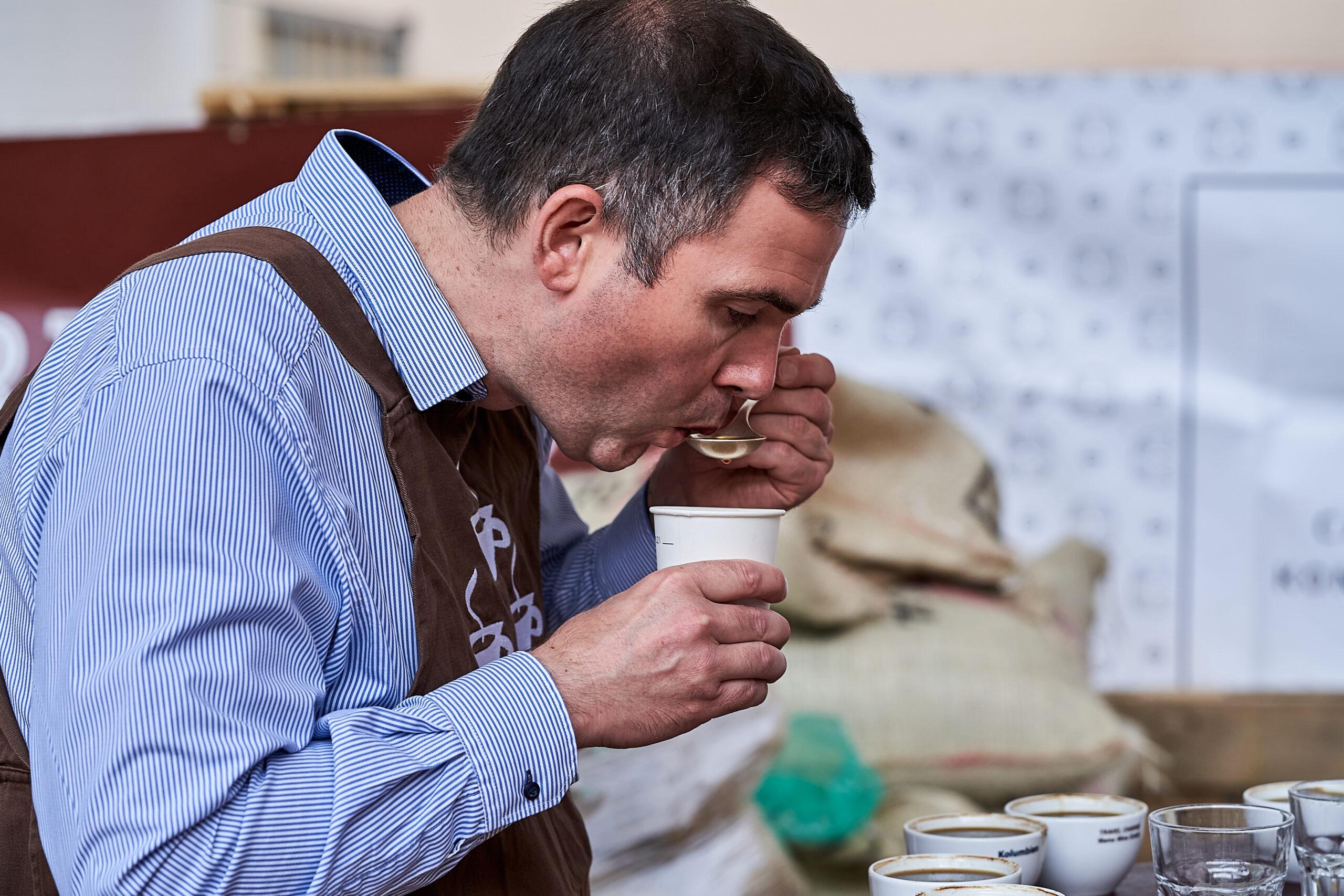 Cupping Coffee Testing 